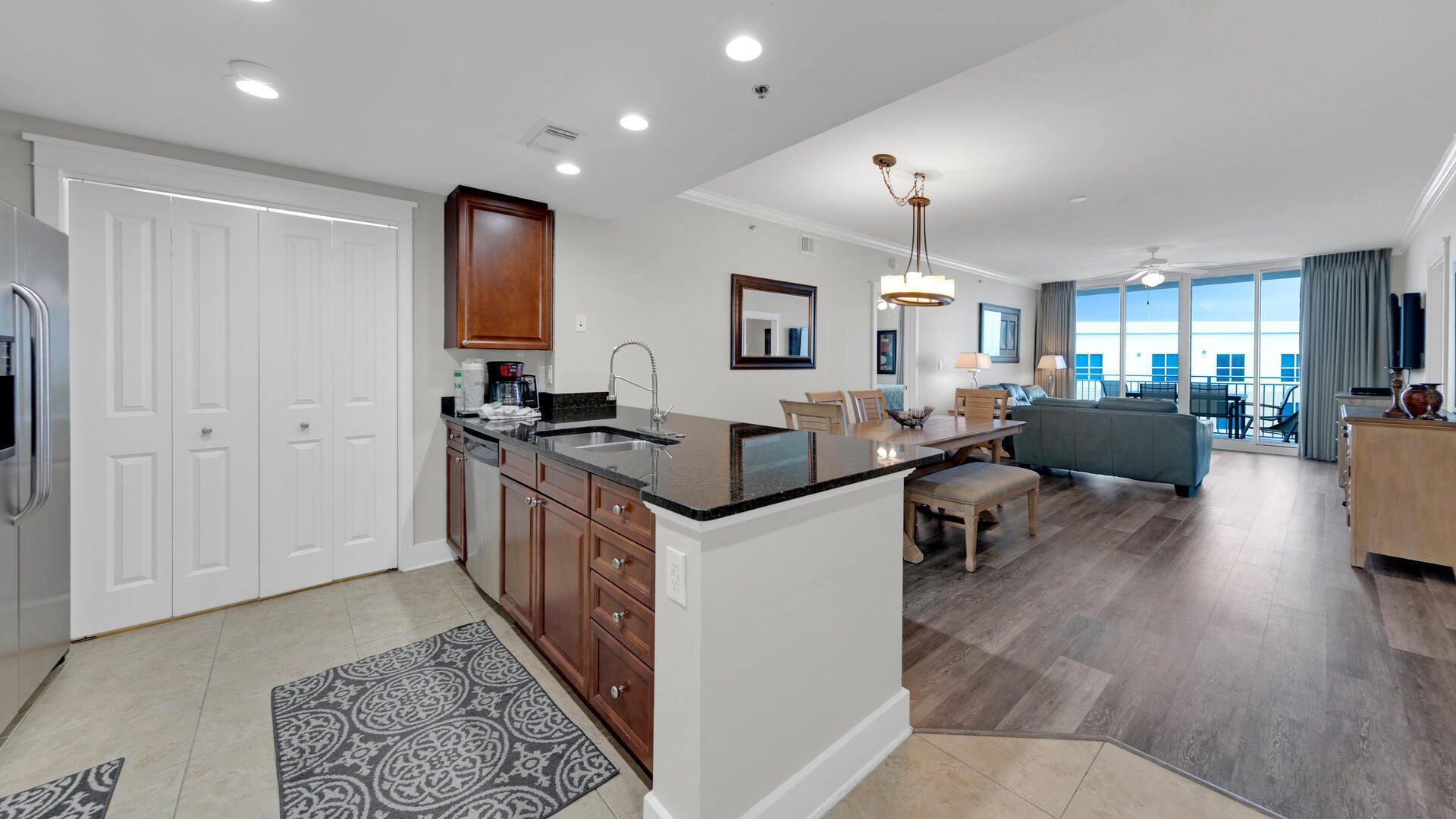 This 6th "Top" floor condo, Lazy River