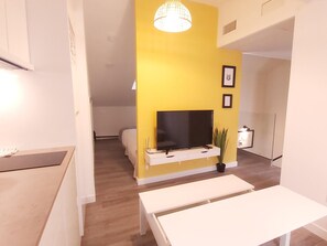 1 bedroom, iron/ironing board, internet, bed sheets - Del Parque Flats Urban Penthouse Exclusive (Malaga)