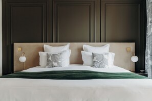 Premium bedding, minibar, in-room safe, desk