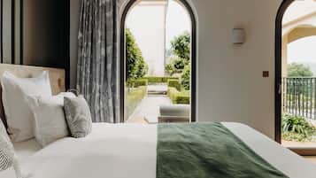1 habitación, ropa de cama de alta calidad y minibar