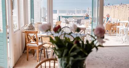 Eco cottage on the beach of Wijk aan Zee