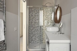 Shower, hair dryer, bidet, towels - Hostmate - Milano - Botticelli - Città Studi (Milano)