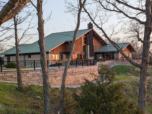 Mark Twain lake getaway at Blue Lagoon!
