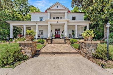 Fachada del alojamiento. The Veranda Historic Inn