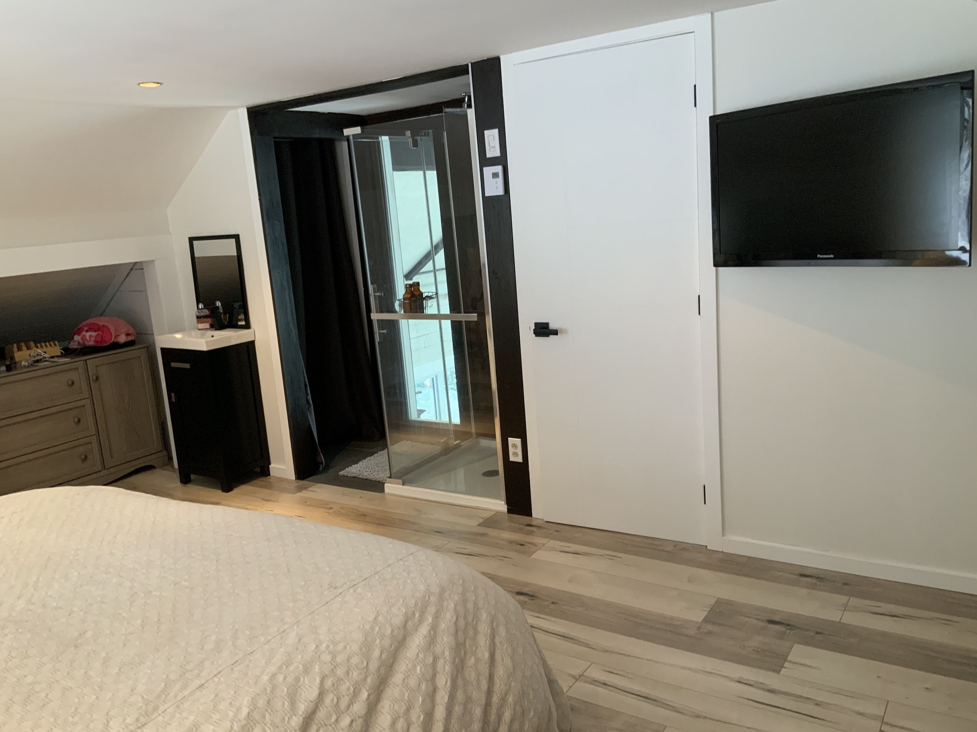 Beautiful waterfront property