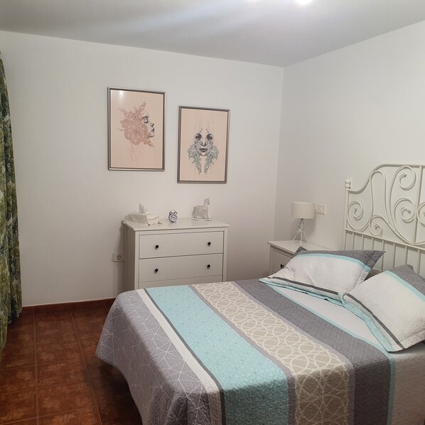 2 Schlafzimmer, Bügeleisen/Bügelbrett, kostenloses WLAN, Bettwäsche