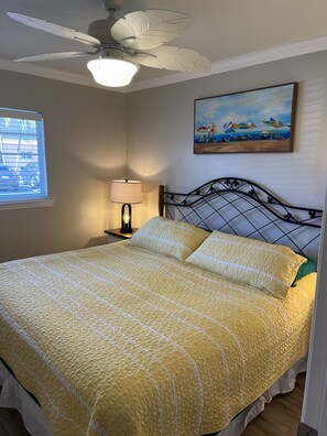 3 habitaciones, escritorio, tabla de planchar con plancha y wifi gratis 