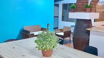 Basic House | Terrace/patio