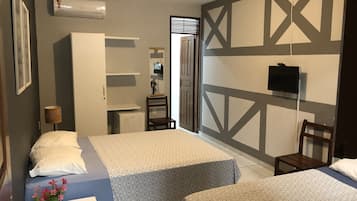 Minibar, decoración personalizada, wifi gratis y ropa de cama
