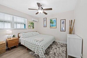 1 bedroom, desk, iron/ironing board, WiFi