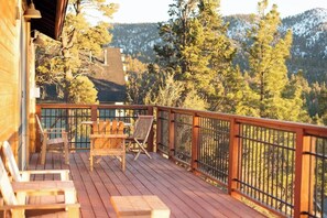 Property grounds - Sky Ridge. Movie Room. Games. Views. Spa. BBQ. (Big Bear Lake)