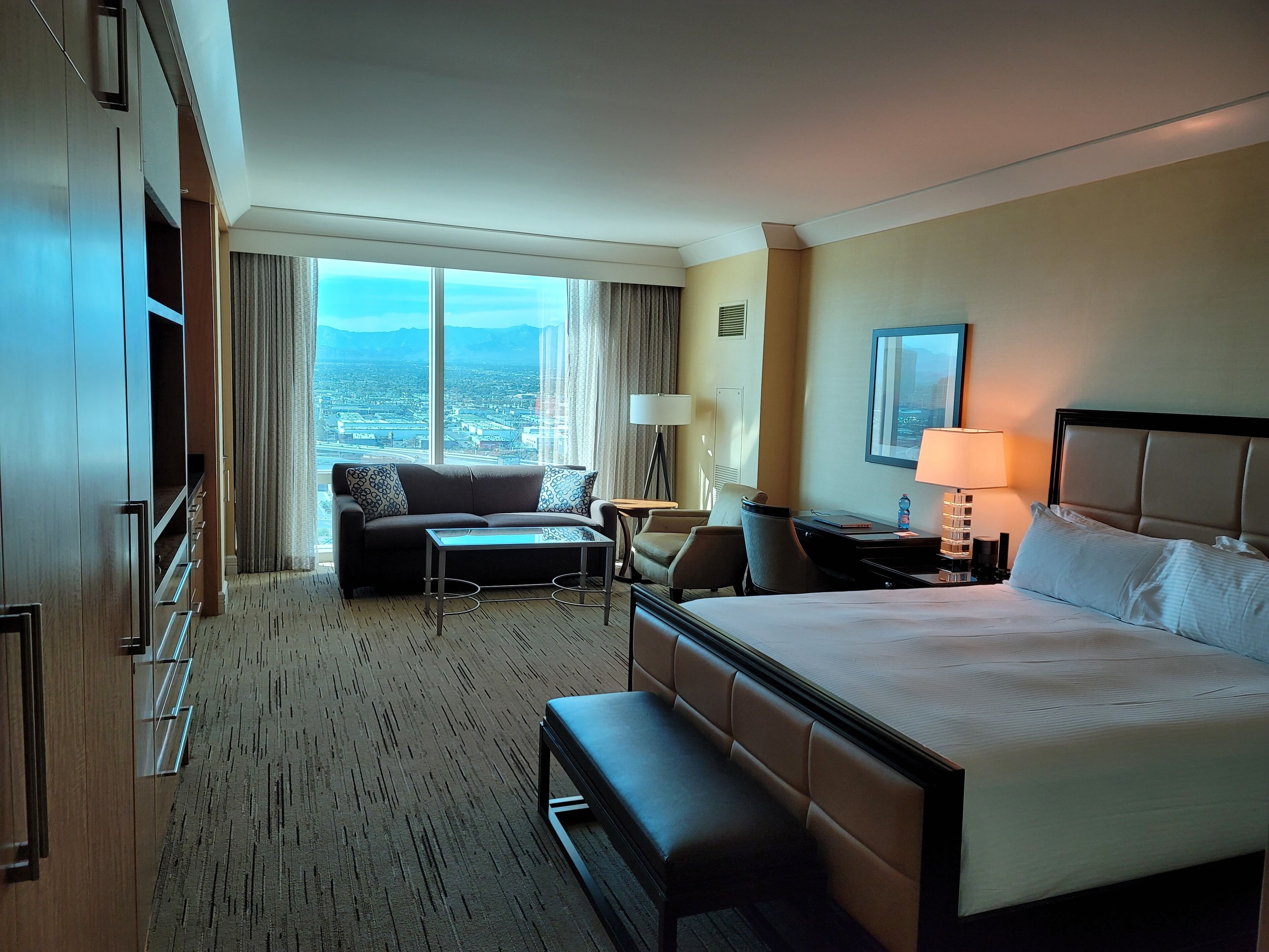 Trump International Hotel–1 Bedroom