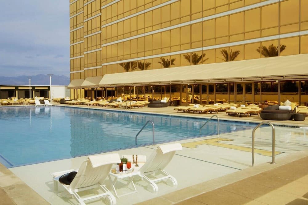 Trump International Hotel–1 Bedroom