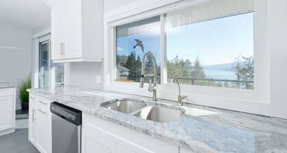 Vacation for Families with Stunning View & Pool