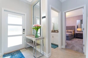 4 bedrooms, desk, iron/ironing board, WiFi - Stunning 4Bd w/ Private Pool Storey Lake 4245 (Kissimmee)