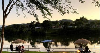 LINA’S HOUSE Family getaway☀ - See special rates for next months!