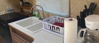 Super saver 5th wheel- near casinos shopping