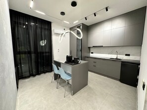 Luxury Condo | Private kitchen | Full-size fridge, microwave, stovetop, coffee/tea maker - Prego apartments Almatau (Astana)