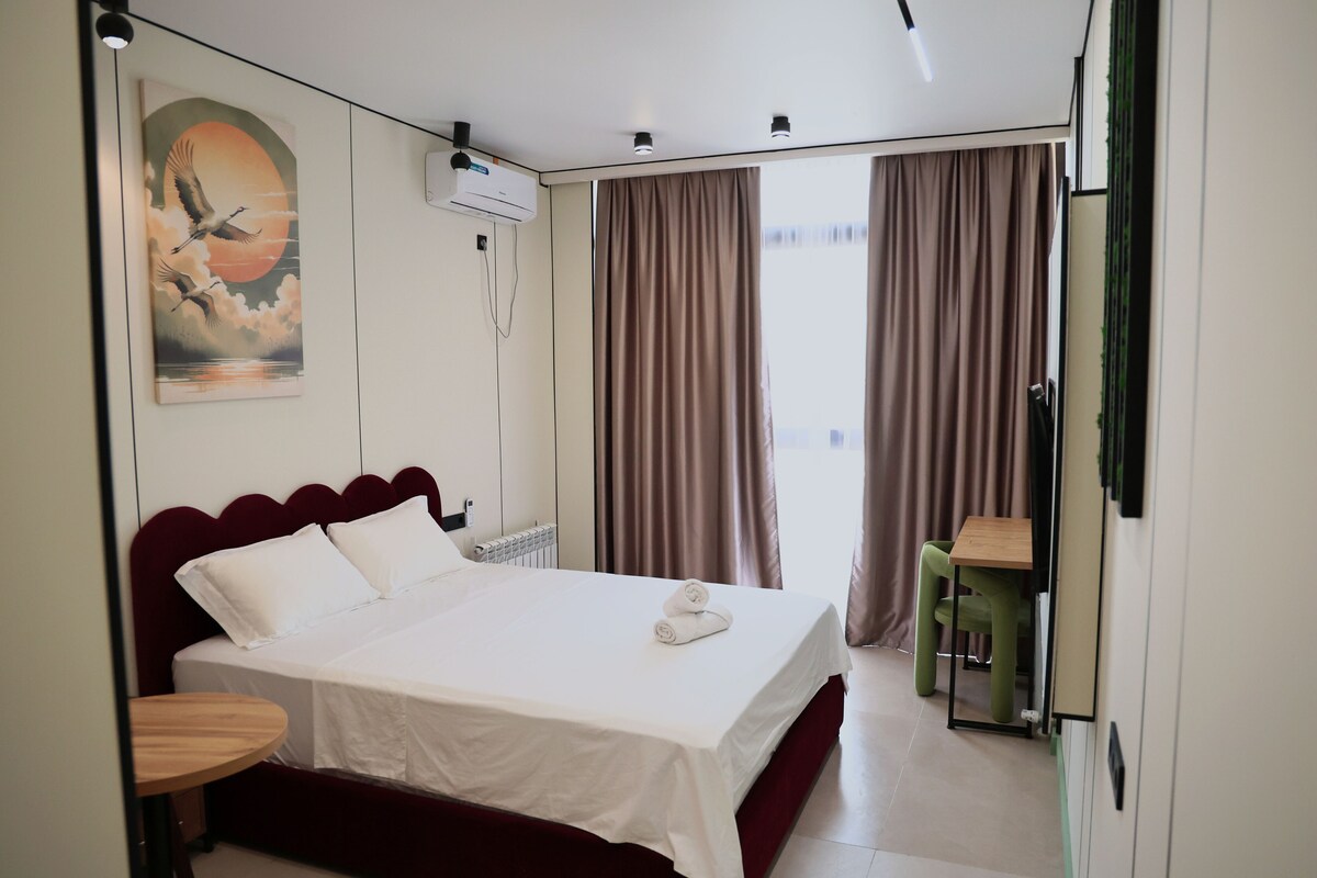 Deluxe Double Room | Minibar, blackout drapes, WiFi (free), individually decorated