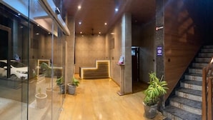 前台