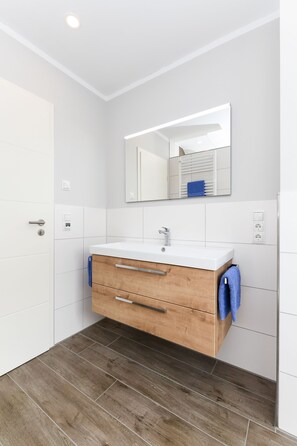 Nicht klassifiziertes Bild, 3 von 54, Schaltfläche