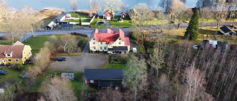 Fachada de la propiedad