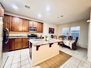 Microonde, lavastoviglie, macchina per tè/caffè