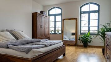 2 Schlafzimmer, Bügeleisen/Bügelbrett, Reisekinderbett, kostenloses WLAN