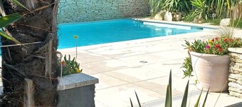 Exceptional 200m2 architect-designed villa with swimming pool