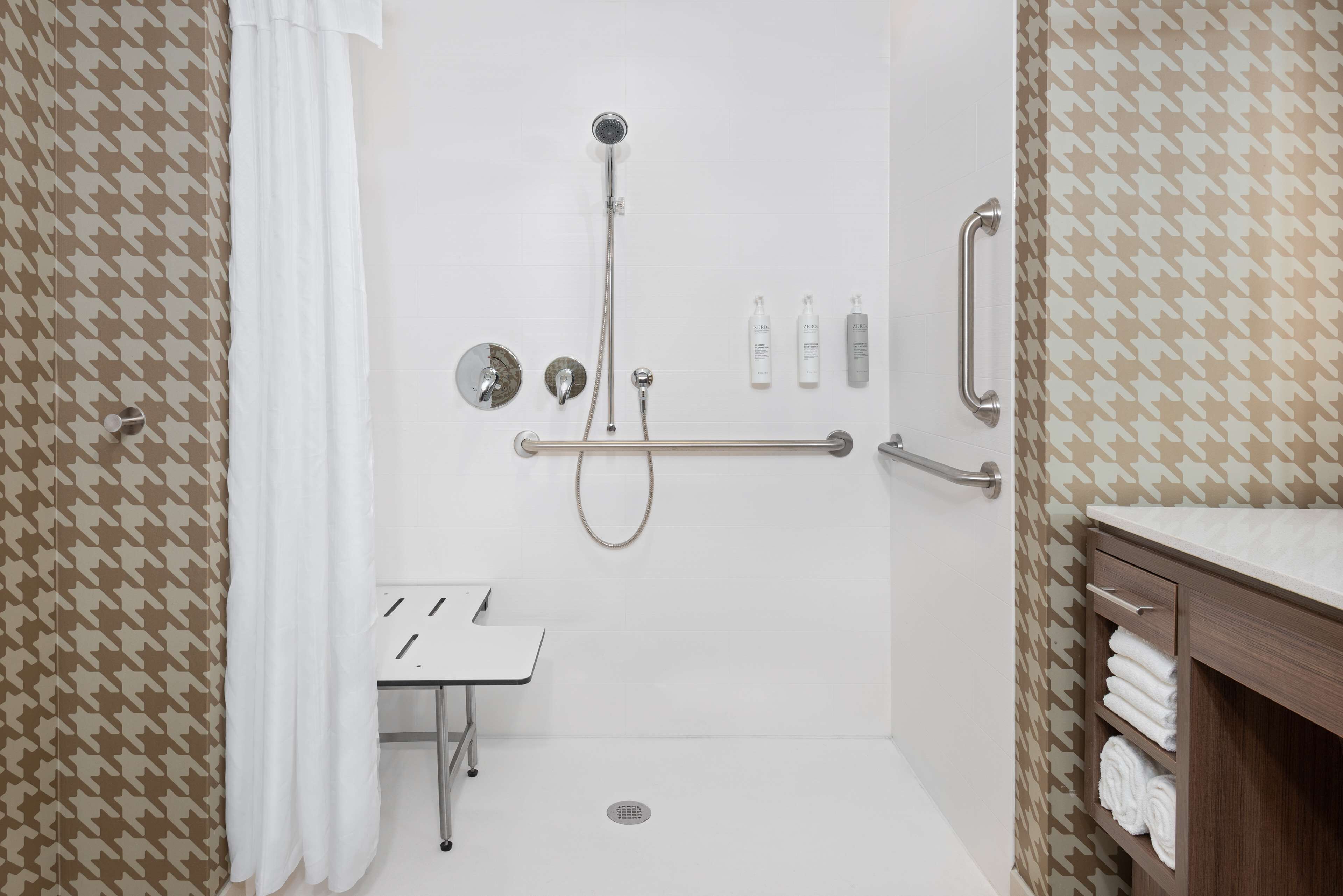 suite, 1 king bed, accessible (roll-in shower) | bathroom shower