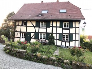 Exterior - MORTZI, 5* Alsatian house, swimming pool and large garden (Mortzwiller le haut soultzbach)