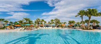 Jurassic Movie Room/ Loft Game Room/ Themed w/ resort amenities