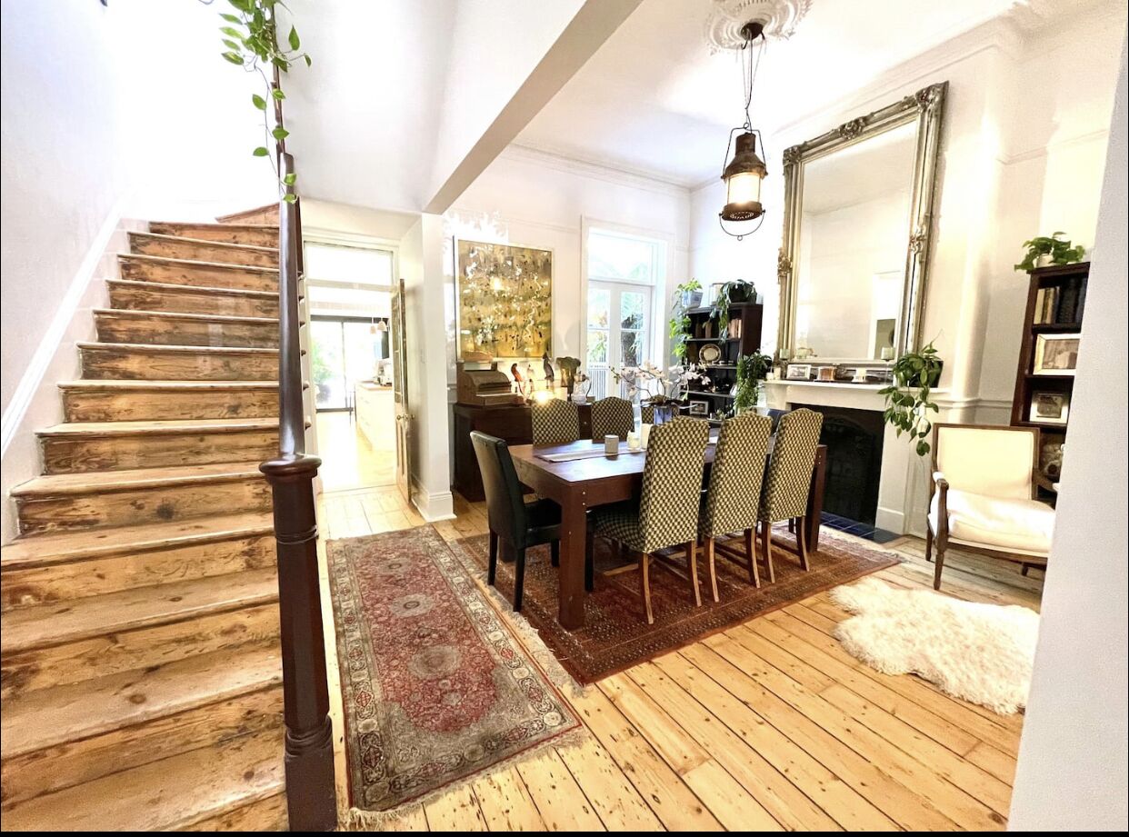 Heritage terrace house with oasis pool garden by the beach — image 12