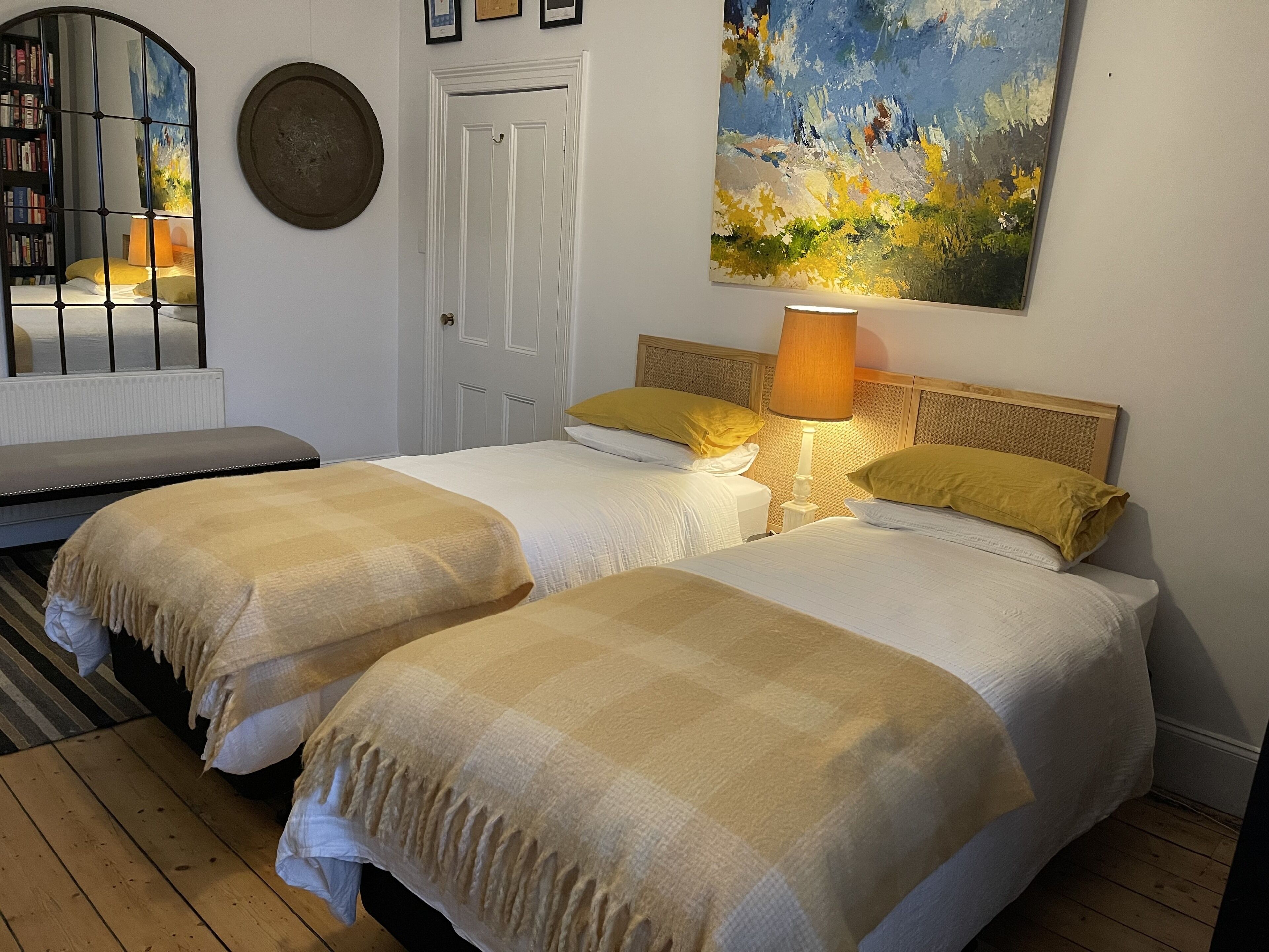 Heritage terrace house with oasis pool garden by the beach — image 20