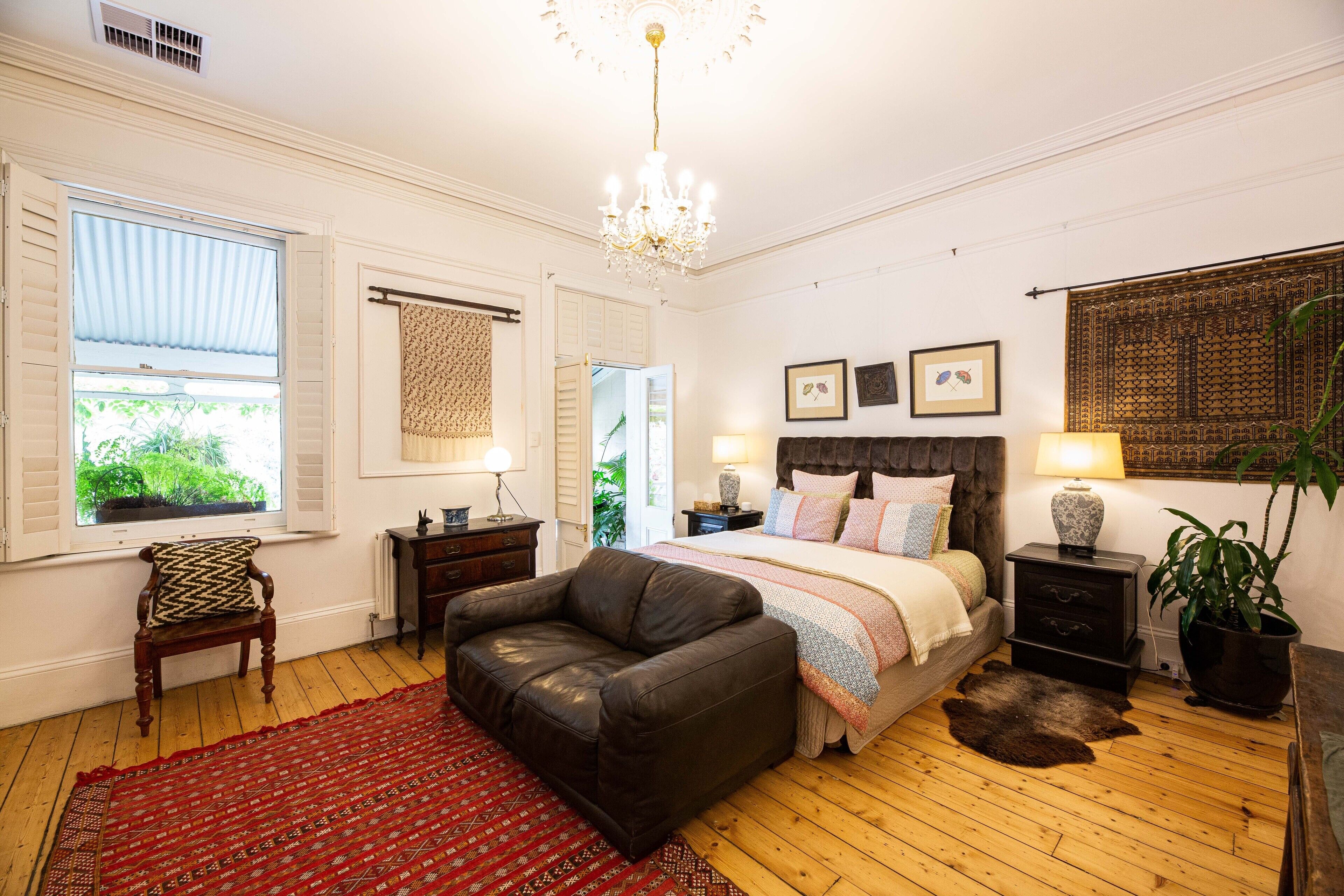 Heritage terrace house with oasis pool garden by the beach — image 21