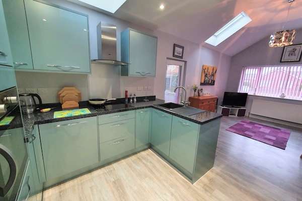 Frigorífic, microones, forn i placa de cuina