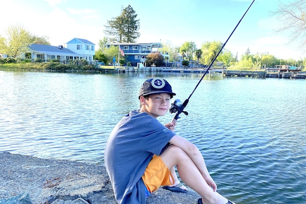 Escap'Inn @TheLake - Stay with us at our lakefront property, create lasting memories!