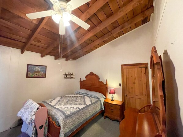 1 chambre, literie fournie