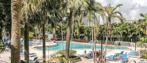 Outdoor pool, a heated pool