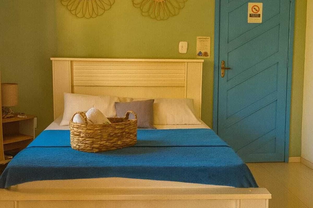 Double Room | Free WiFi, bed sheets