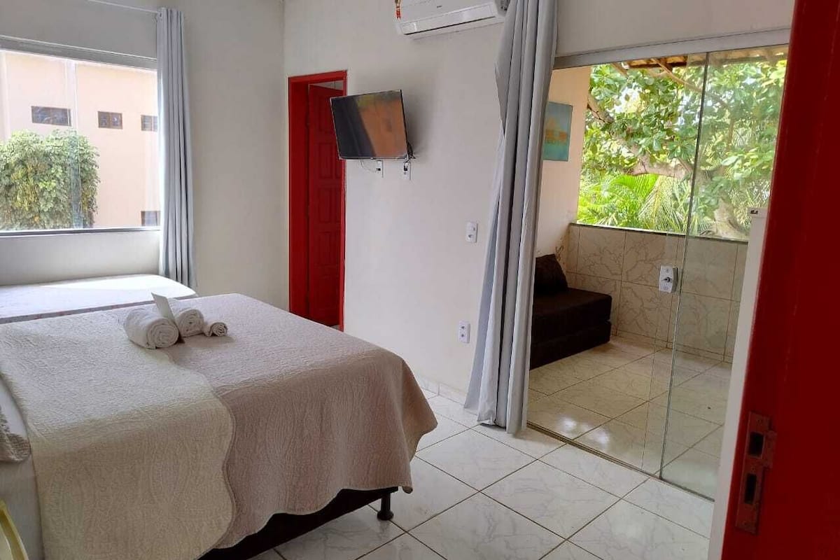 Triple Room | Free WiFi, bed sheets