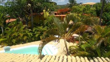 Triple Room | Free WiFi, bed sheets