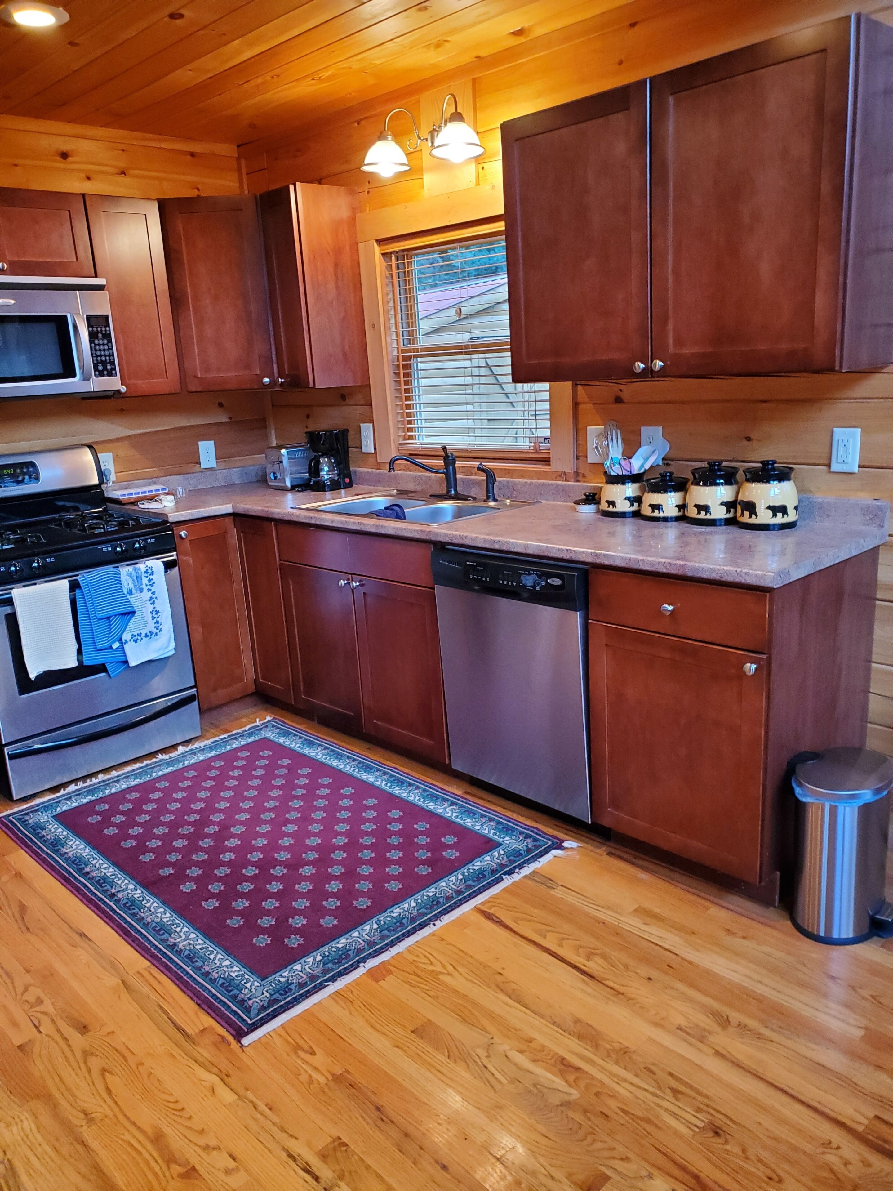 Gorgeous Mountain Views with Spectacular Sunrises