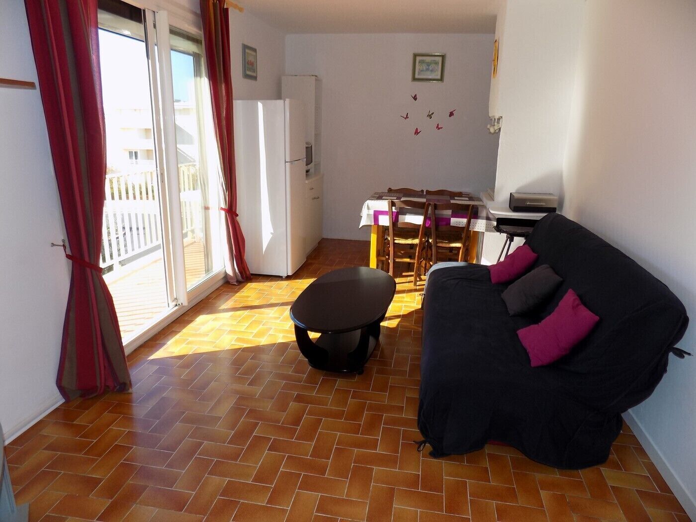 Beautiful 2 bedroom apartement, 2 min away from the beach.