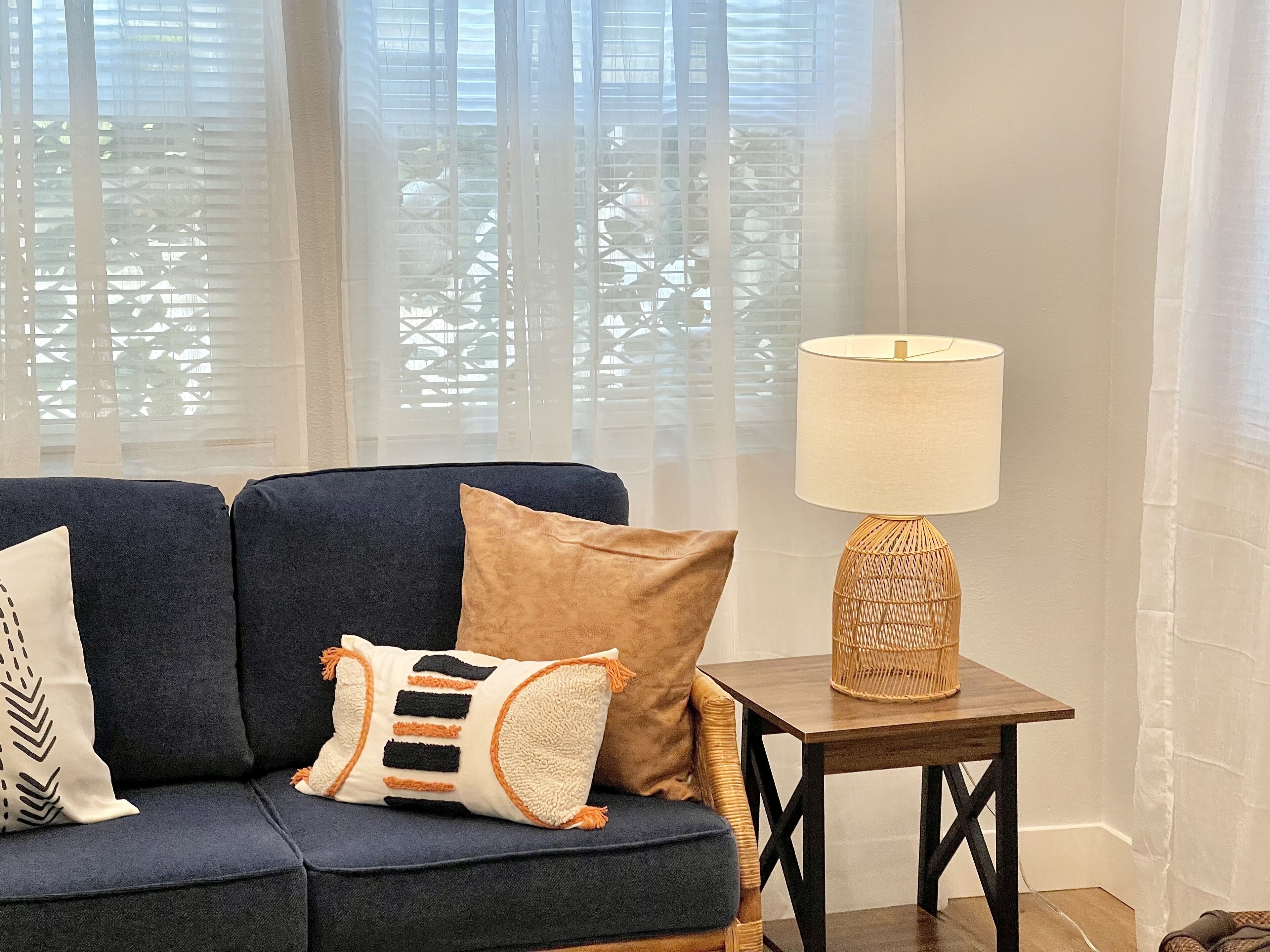 3945S The Cottage by the Sea