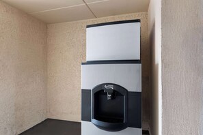 Property amenity - Super 8 by Wyndham Paducah I-24 Exit 4 (Paducah)