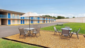 BBQ/picnic area