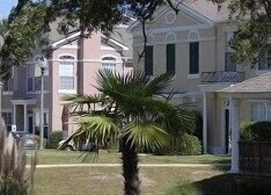 Legacy Beach Villa! Sleeps 6! EVERYTHING INCLUDED! 2 pools!