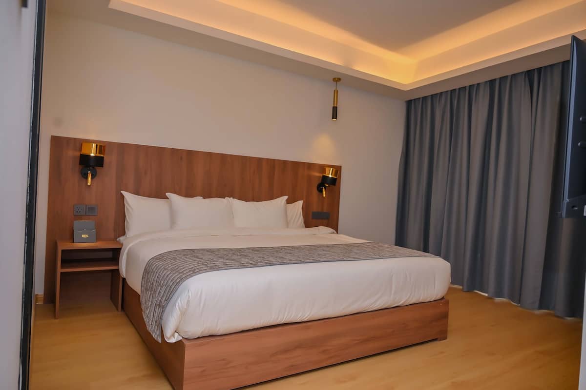 Standardzimmer | Zimmersafe, Verdunkelungsvorhänge, schallisolierte Zimmer