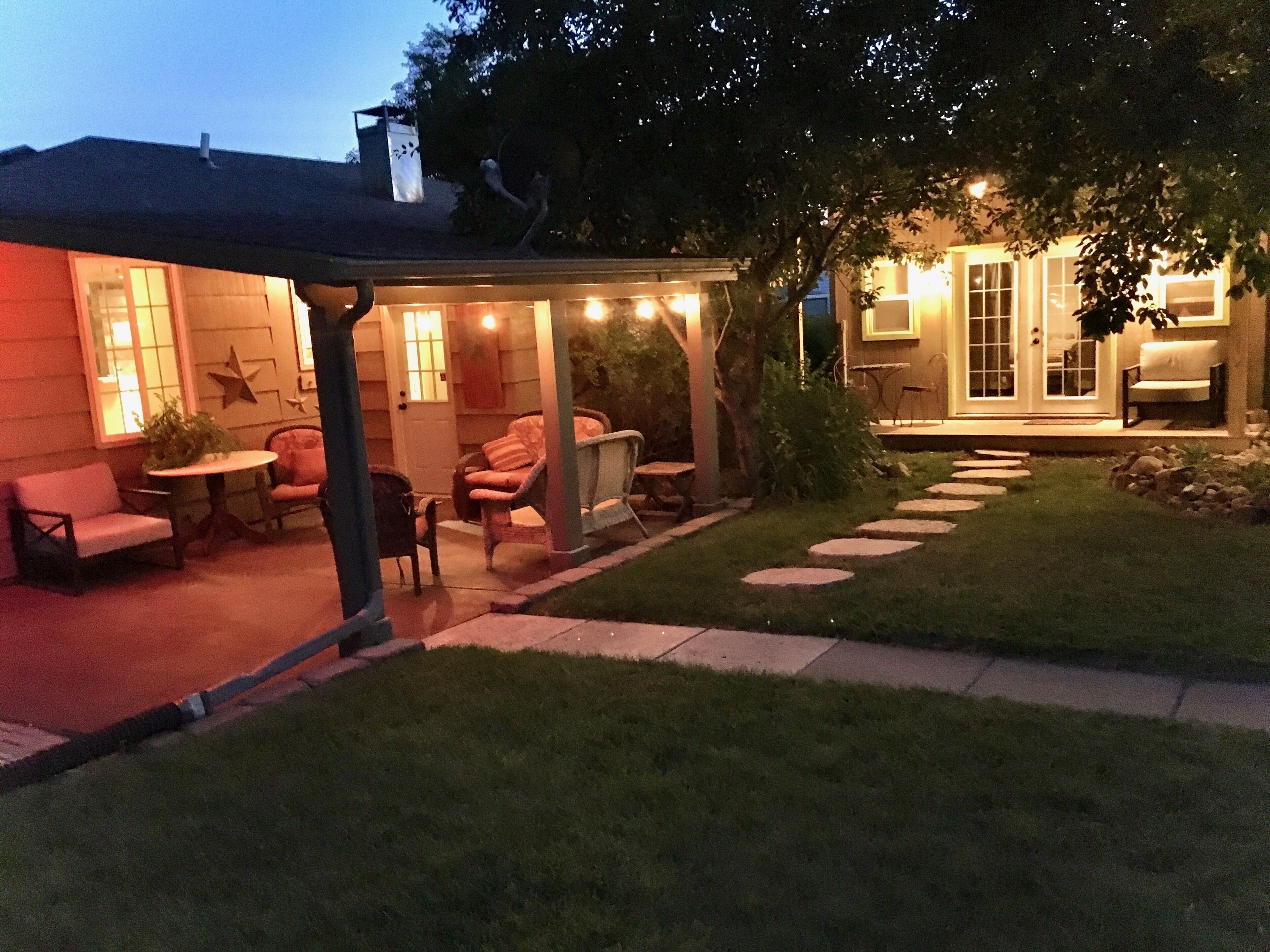 Backyard Oasis in the Heart of Rapid City! 5 min from DWTN